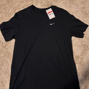 Nike Men's Classic Black Tee